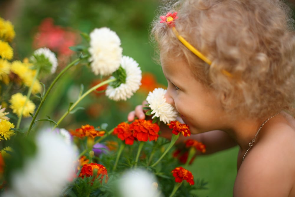 Wahrnehmungsspiele: Wie sie die Sinne ihres Kindes fördern können
