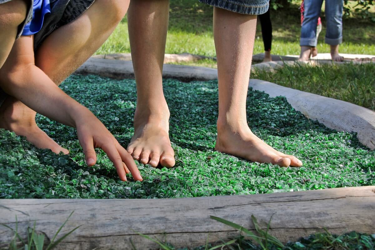 Der Barfußpfad im Kindergarten – Ein Schritt in die Welt der Sinne