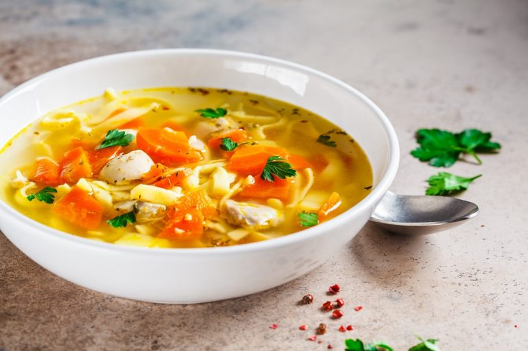 Suppen für Kinder: Zahlreiche schnelle und einfache Suppenrezepte
