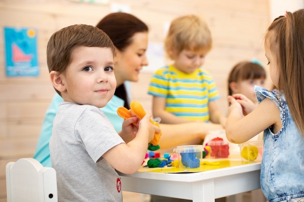 Beobachtungsbogen in der Kita: Text-, Muster- und Formulierungshilfen