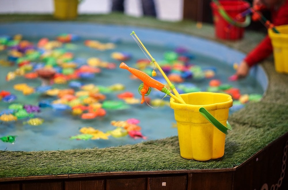 Wasserspiele für Kinder: Ideen für die passende Abkühlung im Sommer