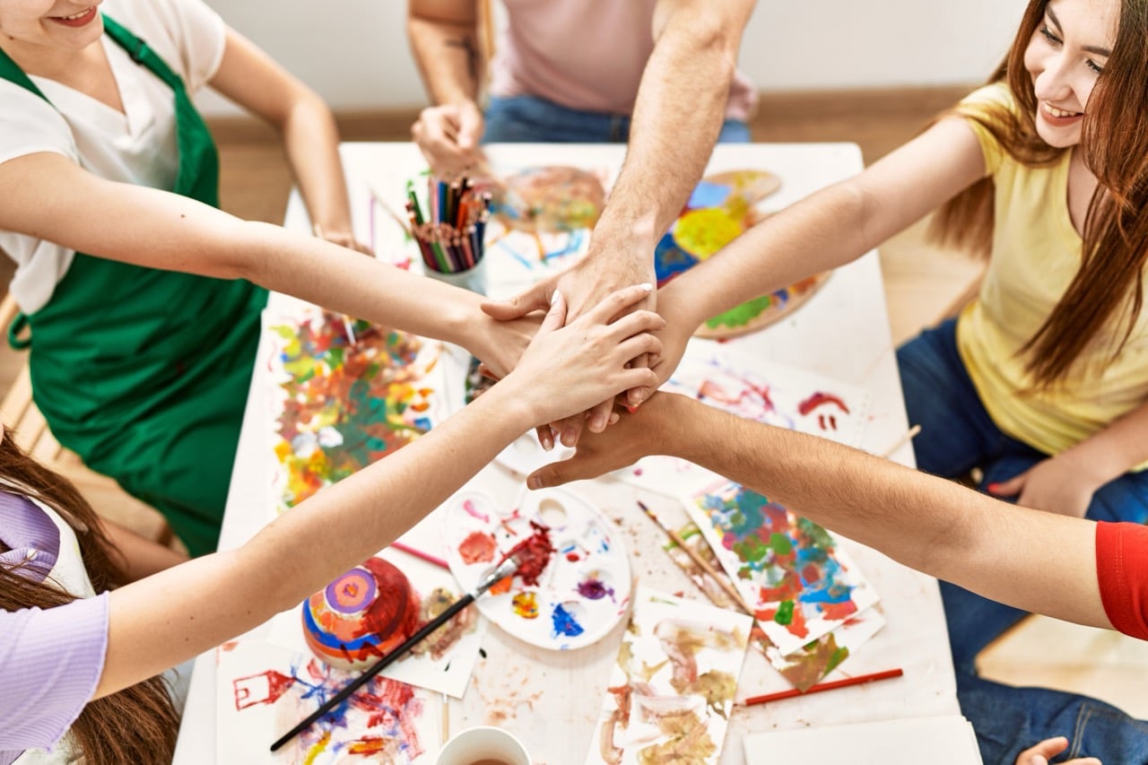 Multiprofessionelle Teams in der Kita: Wer macht was im Alltag? teamarbeit-kindergarten
