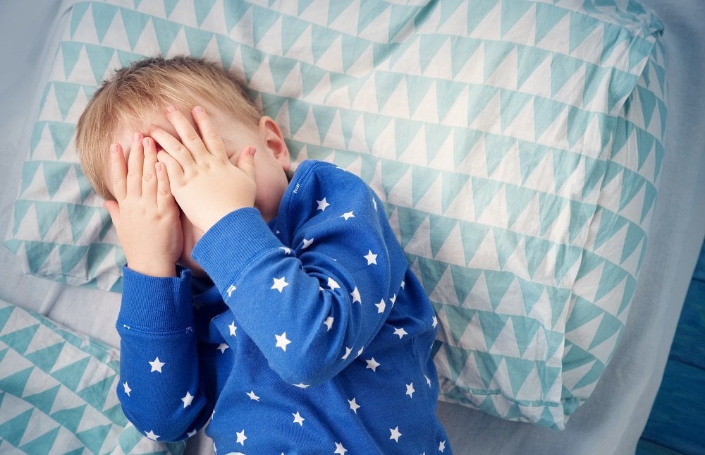 Baby 10 Monate Schreit Wenn Man Es Ins Bett Legt Baby schreit nachts: Sollte man es schreien lassen oder nicht?
