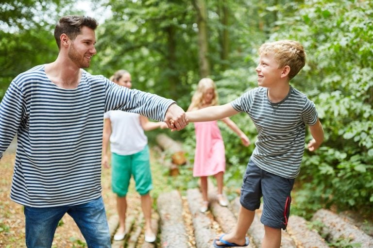 Gruppenspiele für Kinder - Infos und Ideen zu Spielen im Kindergarten