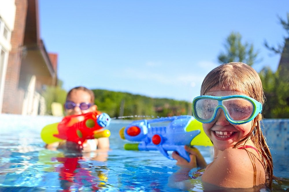 Wasserspiele für Kinder: Ideen für die passende Abkühlung im Sommer
