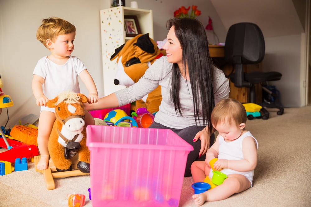 Soll ich einen Babysitterkurs besuchen? Alles was Sie wissen sollten wenn Sie Babysitter werden wollen Babysitter-Ratgeber